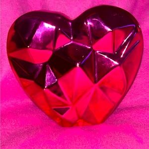 This is heart decor piece, very cute for bedroom decoration